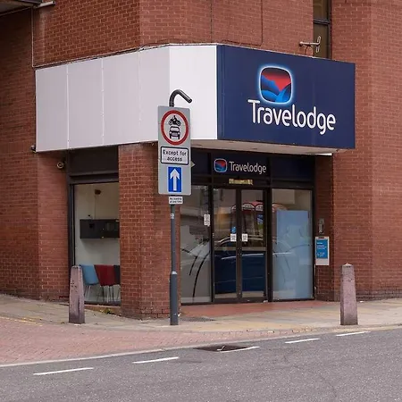 Travelodge Vicar Lane 3*