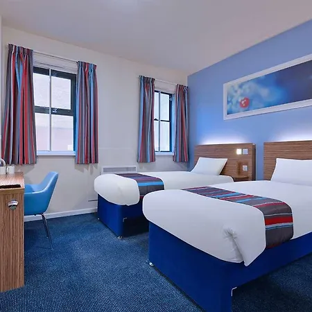 Travelodge Vicar Lane Hotel 3*