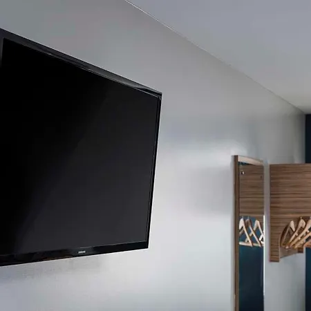 Travelodge Vicar Lane 3*