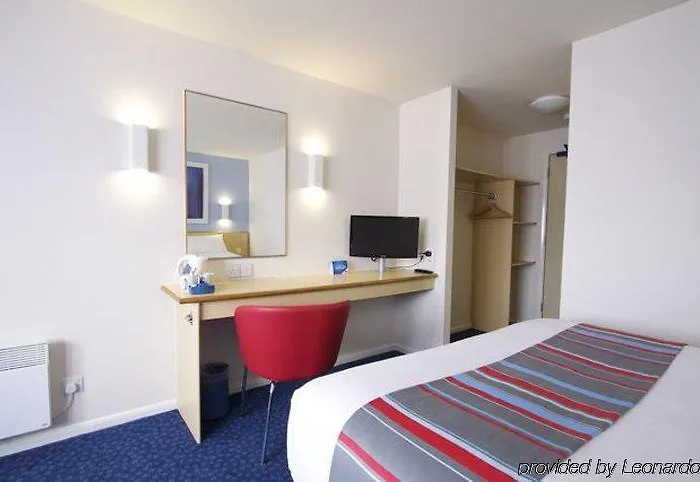 Travelodge Vicar Lane 3*