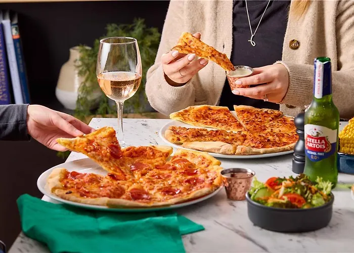 Travelodge Vicar Lane 3* リーズ