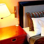 Travelodge Vicar Lane 3* לידס