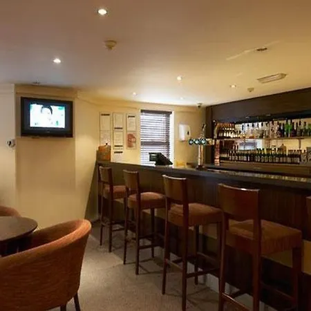 Travelodge Vicar Lane 3*