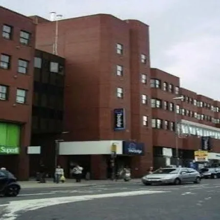 Travelodge Vicar Lane 利兹